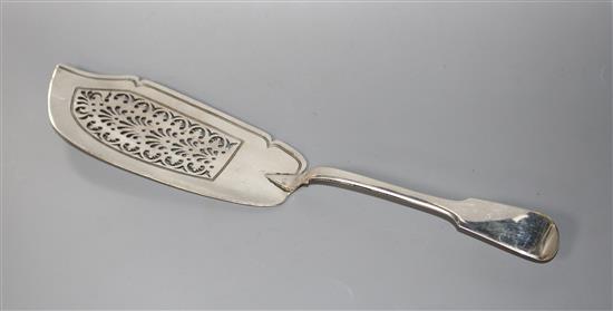 A George IV pierced silver fiddle pattern fish slice, by Lias, Lias & Lias, London, 1829,